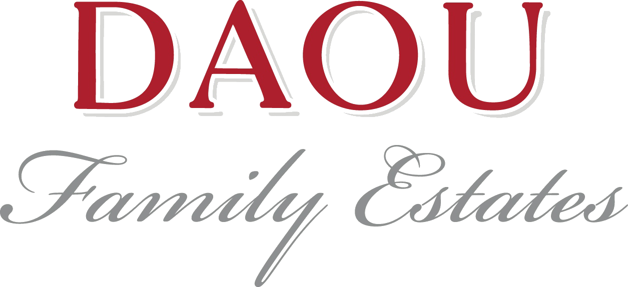 2020_DAOU-Family-Estates-Logo_Full