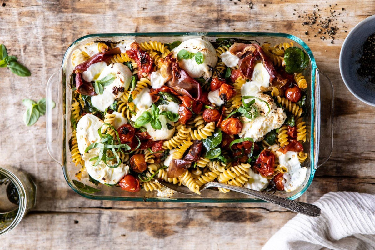 Caprese-Pesto-Pasta-Bake-4