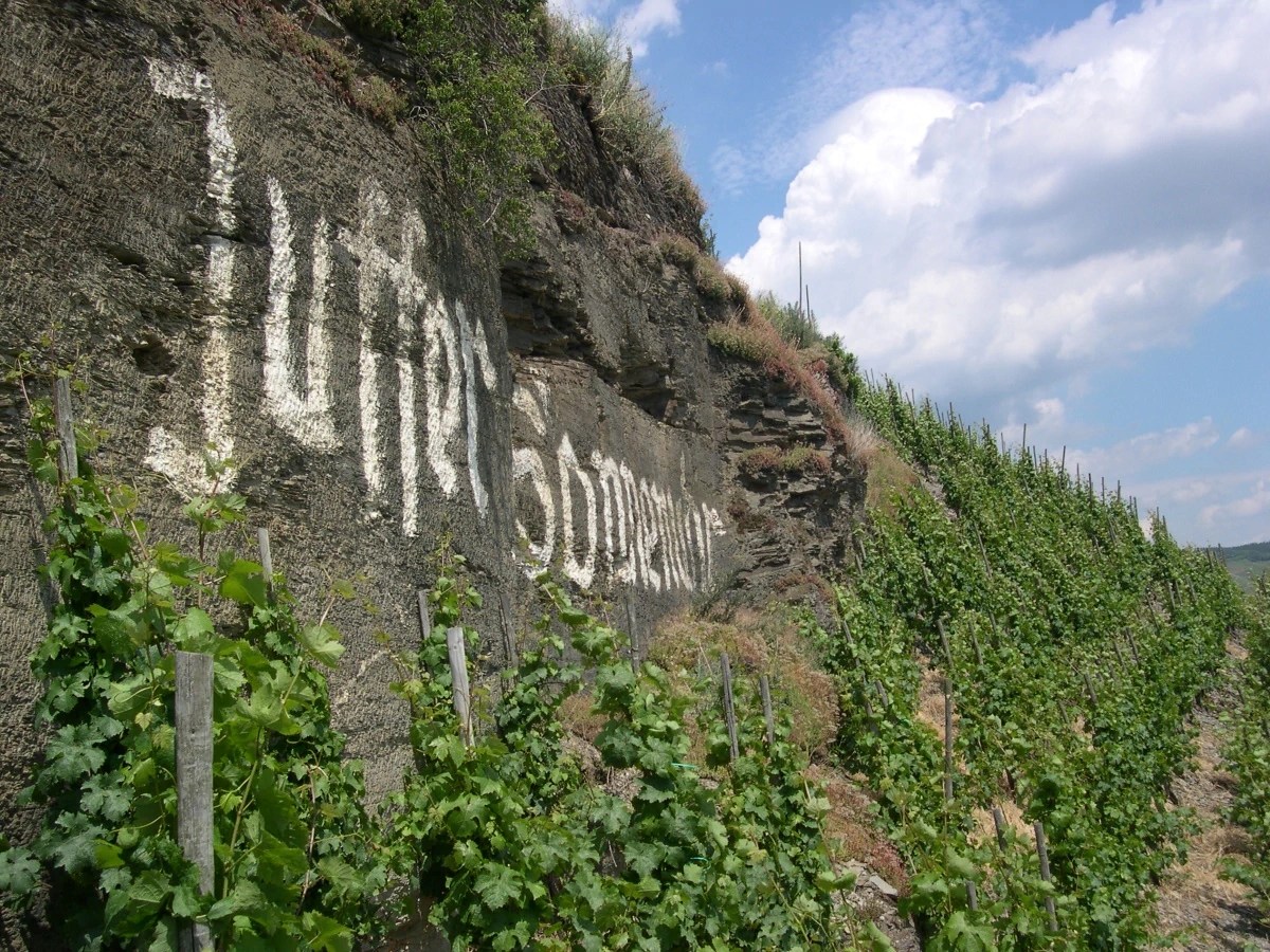 WeinbergJufferSonnenuhr