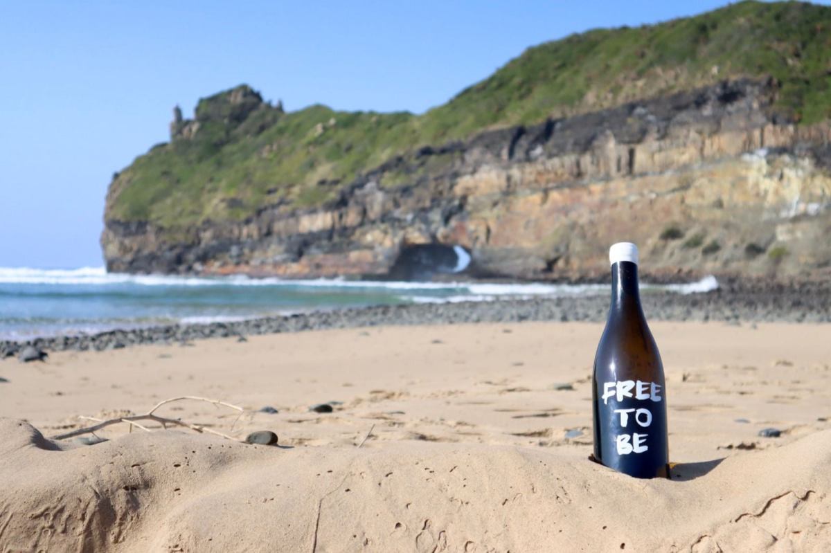 wine-beach-landscape