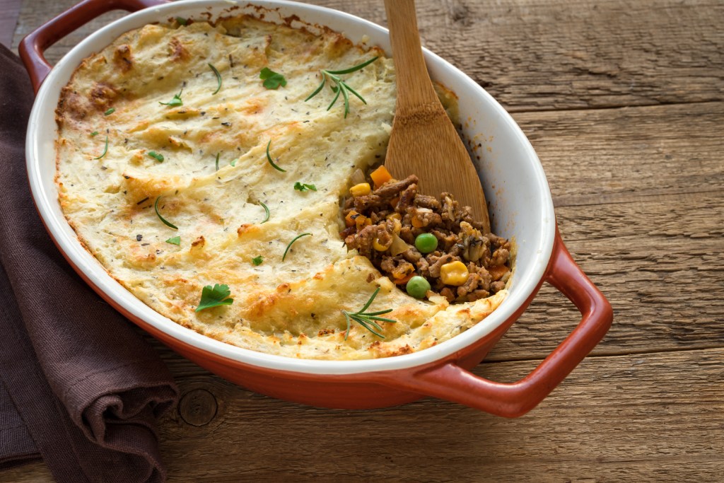 Shepherd's-Pie-With-Ground-Beef-Potato-And-Cheese-On-Wooden