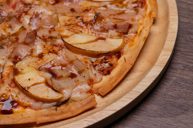 apple-bacon-pizza-blog