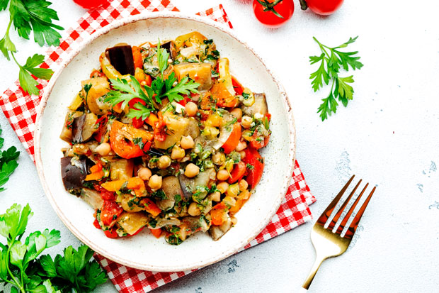 eggplant dish with chickpeas and tomatoes